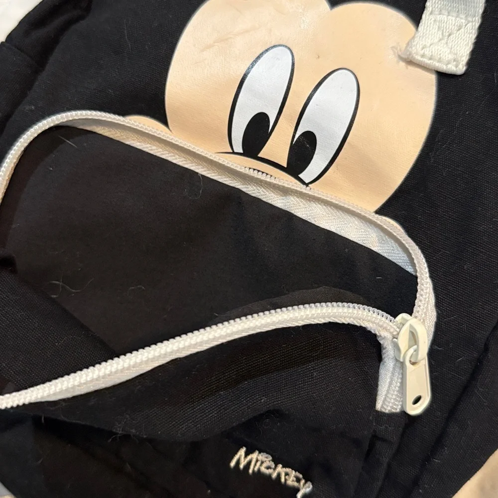 Disney Child’s Mickey Mouse Black Kids Backpack H & M 🖤 🖤